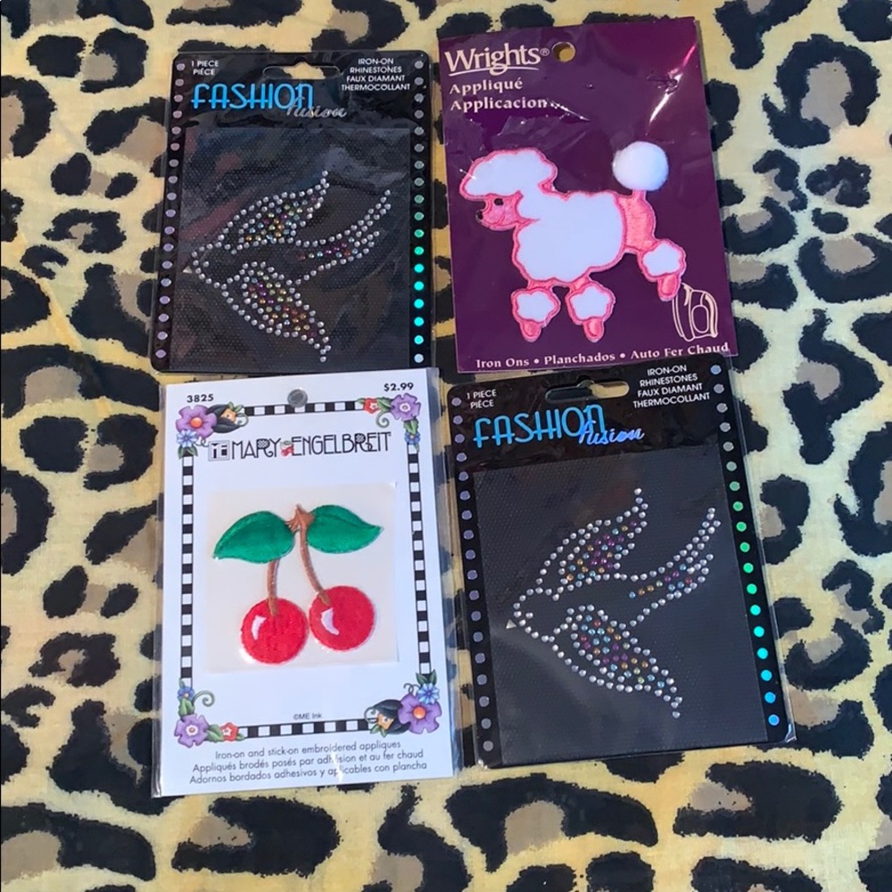 Lot of 4 appliqués/patches